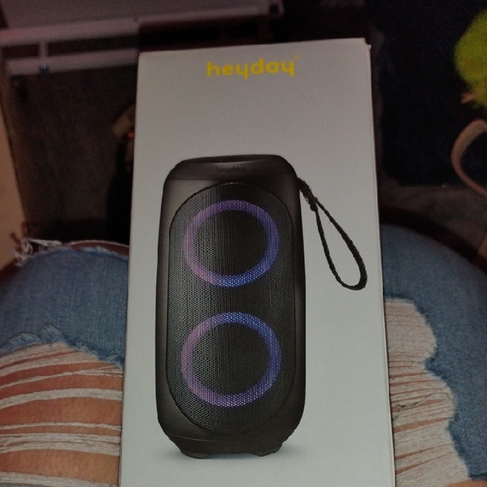 Heyday Black and Purple Portable Speaker